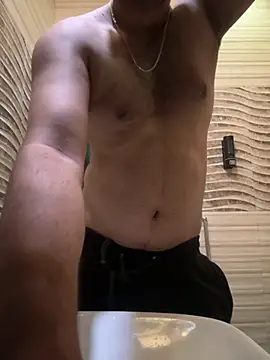 Snapshot of skyisthelimit12 chatting on November 1, 2025, 5:20 am skyisthelimit12 online show from November 1, 2025, 5:20 am