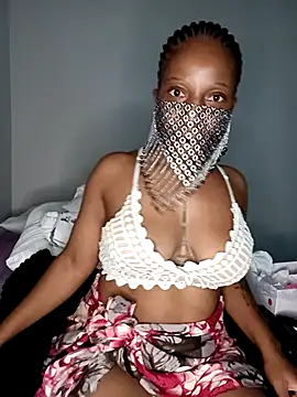 Thando04 online show from February 8, 2025, 1:22 am