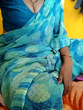 Snapshot of lovelygirl4567 chatting on February 6, 2025, 4:21 am lovelygirl4567 online show from February 6, 2025, 4:21 am