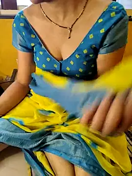Snapshot of lovelygirl4567 chatting on March 18, 2025, 7:41 am lovelygirl4567 online show from March 18, 2025, 7:41 am