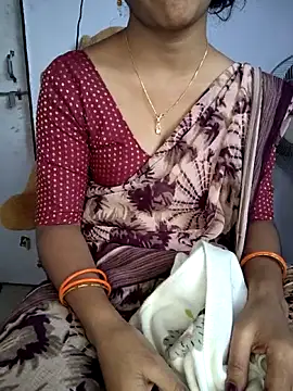 lovelygirl4567 online show from November 21, 2025, 5:50 am