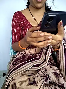 lovelygirl4567 online show from March 16, 2026, 6:06 am