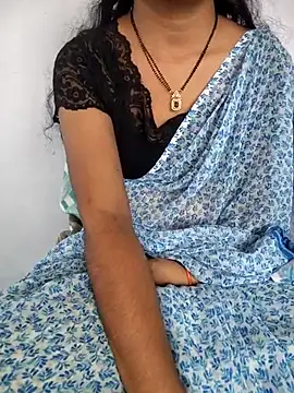 lovelygirl4567 online show from March 17, 2026, 5:11 am