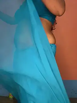 Snapshot of Lovely-Shivani chatting on March 4, 2025, 4:41 pm Lovely-Shivani online show from March 4, 2025, 4:41 pm