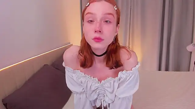 Snapshot of Iris_Pastels chatting on February 3, 2025, 11:47 pm Iris Pastels online show from February 3, 2025, 11:47 pm