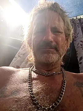 Cloudin around online show from April 1, 2026, 3:42 pm