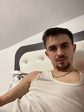 Snapshot of Demonpull69 chatting on February 10, 2026, 4:11 pm Demonpull69 online show from February 10, 2026, 4:11 pm