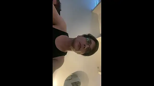 TylerXAnthony online show from October 30, 2025, 10:10 pm