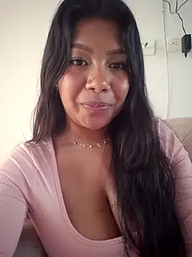 PaulaOrtiz 1 online show from January 5, 2026, 5:27 pm