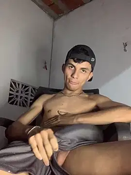 gabrielzinnnn085 online show from November 29, 2025, 4:26 am