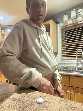 jerjenn online show from April 15, 2026, 5:47 am