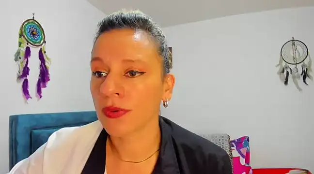 sofi saliva2511 online show from February 13, 2025, 5:11 pm