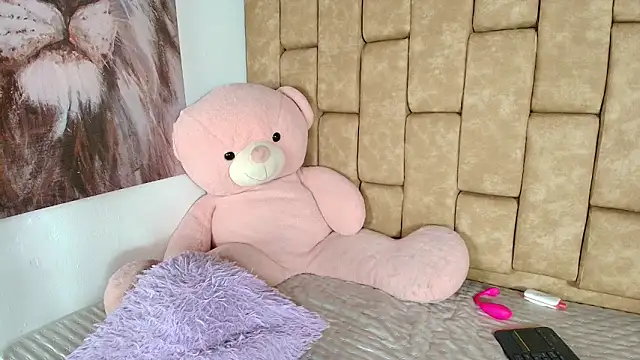 katy handerson online show from April 12, 2026, 8:58 pm