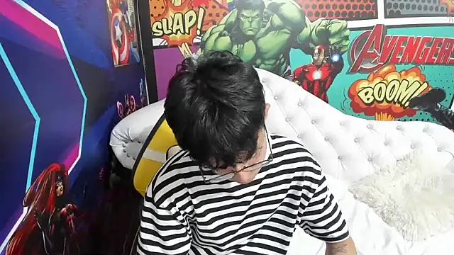 jisuscat online show from January 18, 2025, 9:55 pm