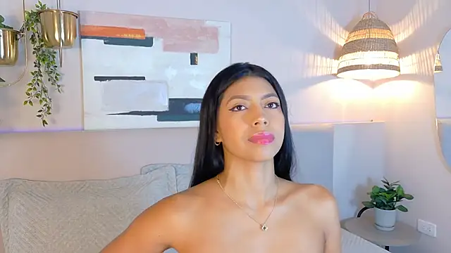 AbieHills online show from November 20, 2025, 11:54 am