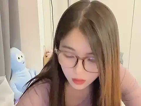 Snapshot of Donnie28 chatting on January 15, 2025, 1:31 pm Donnie28 online show from January 15, 2025, 1:31 pm