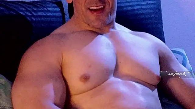 Snapshot of life_warrior chatting on January 17, 2025, 11:29 pm life warrior online show from January 17, 2025, 11:29 pm