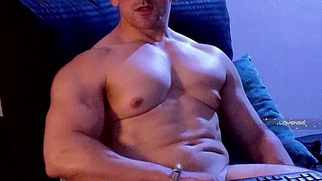 Snapshot of life_warrior chatting on March 14, 2025, 12:32 am life warrior online show from March 14, 2025, 12:32 am