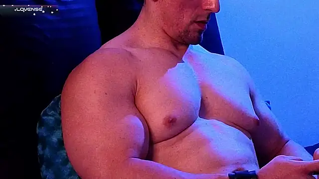 Snapshot of life_warrior chatting on October 2, 2025, 1:23 am life warrior online show from October 2, 2025, 1:23 am