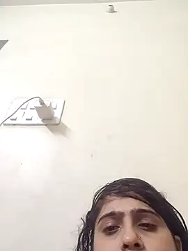 shreya1765 online show from November 22, 2025, 6:34 am