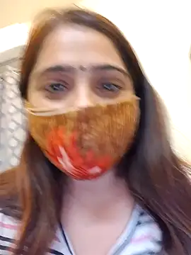 shreya1765 online show from November 27, 2025, 1:40 am