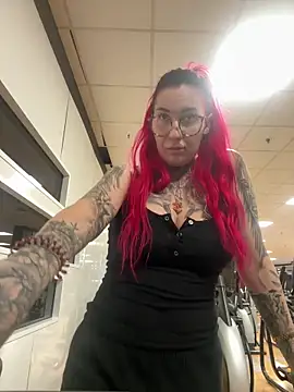 Mia-Fuchs online show from April 19, 2026, 10:56 pm