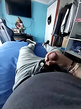 Snapshot of Elrep_tile chatting on November 30, 2025, 7:51 pm Elrep tile online show from November 30, 2025, 7:51 pm