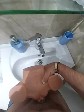 Snapshot of Elrep_tile chatting on March 15, 2026, 6:30 am Elrep tile online show from March 15, 2026, 6:30 am