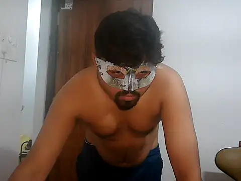 Desi Heat online show from September 9, 2025, 5:01 pm