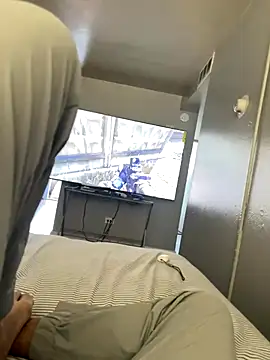 Snapshot of leisurelycriminal chatting on September 27, 2025, 6:02 pm leisurelycriminal online show from September 27, 2025, 6:02 pm