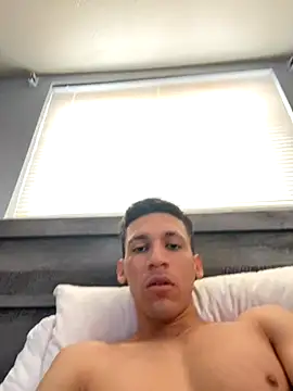 Snapshot of leisurelycriminal chatting on October 6, 2025, 7:00 pm leisurelycriminal online show from October 6, 2025, 7:00 pm