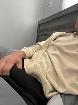 Snapshot of leisurelycriminal chatting on October 13, 2025, 4:40 pm leisurelycriminal online show from October 13, 2025, 4:40 pm