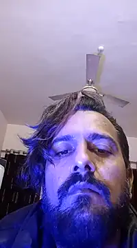 MAGNETICDADDY8 online show from January 4, 2025, 1:52 am