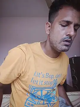 MAGNETICDADDY8 online show from October 1, 2025, 7:14 am