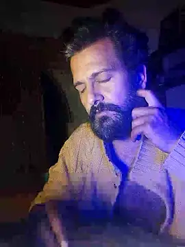 Snapshot of MAGNETICDADDY8 chatting on January 18, 2026, 10:57 pm MAGNETICDADDY8 online show from January 18, 2026, 10:57 pm