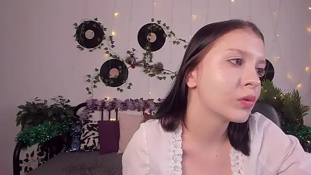 Snapshot of AmeliaVon chatting on January 8, 2025, 9:32 am AmeliaVon online show from January 8, 2025, 9:32 am