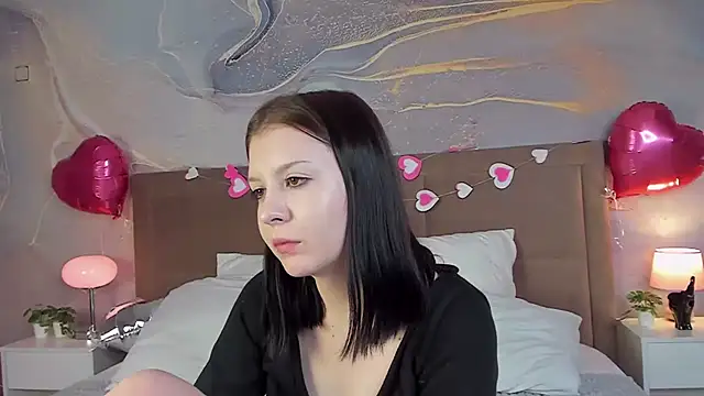 Snapshot of AmeliaVon chatting on February 14, 2025, 1:40 pm AmeliaVon online show from February 14, 2025, 1:40 pm