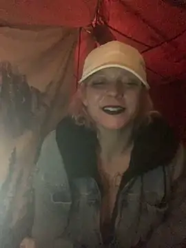 Snapshot of XxxDRAMAxxX chatting on February 6, 2025, 3:20 pm XxxDRAMAxxX online show from February 6, 2025, 3:20 pm