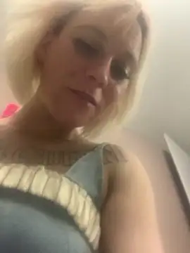 Snapshot of XxxDRAMAxxX chatting on March 12, 2025, 4:19 am XxxDRAMAxxX online show from March 12, 2025, 4:19 am