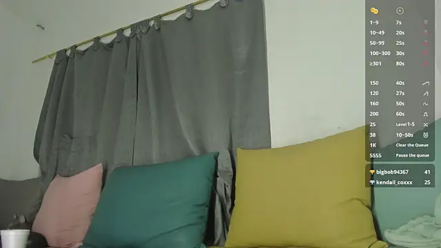 Snapshot of maison_sofia1 chatting on January 13, 2025, 5:23 am maison sofia1 online show from January 13, 2025, 5:23 am