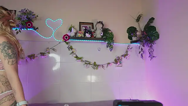 bri cullen online show from September 11, 2025, 2:17 pm