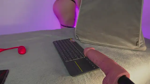 bri cullen online show from September 24, 2025, 3:04 pm