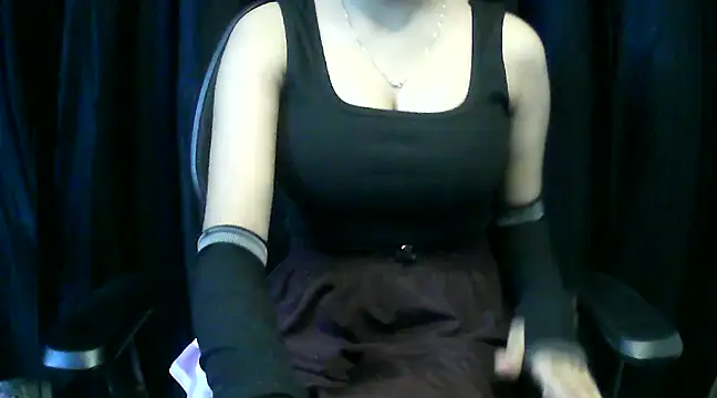 Snapshot of hot-niti chatting on February 24, 2025, 6:04 pm hot-niti online show from February 24, 2025, 6:04 pm