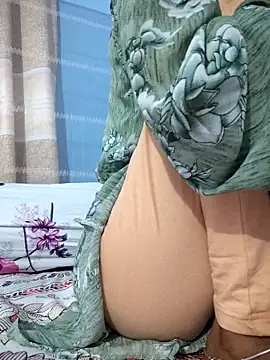 124pakhi online show from October 4, 2025, 4:27 pm