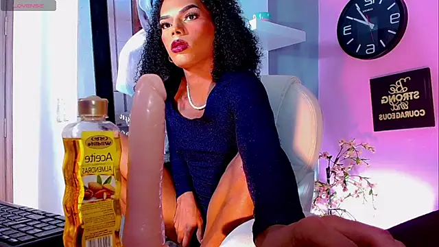 Snapshot of Diva_Smith02 chatting on January 15, 2025, 5:47 pm Diva Smith02 online show from January 15, 2025, 5:47 pm