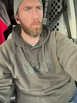 Snapshot of coreyl9718 chatting on February 20, 2025, 8:58 pm coreyl9718 online show from February 20, 2025, 8:58 pm