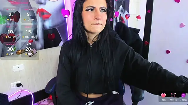 Anniee x online show from June 5, 2026, 12:33 pm