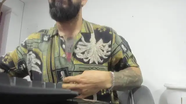 ragnar881547 online show from January 9, 2025, 2:11 am