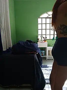 AliceRuivinha2 online show from June 10, 2026, 1:54 pm