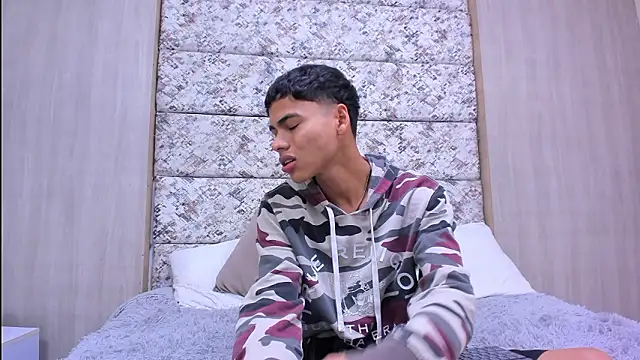 adam piarse01 online show from February 9, 2026, 10:52 am